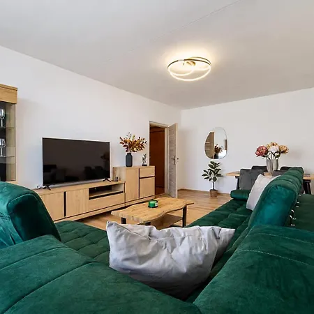 Spacious Family For 6 - Lift & Balcony Apartmán Kosice