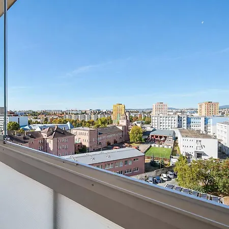 Spacious Family For 6 - Lift & Balcony * Kosice