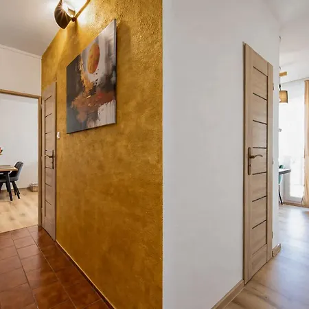 Spacious Family For 6 - Lift & Balcony * Kosice