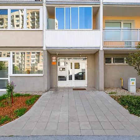 Spacious Family For 6 - Lift & Balcony Kosice